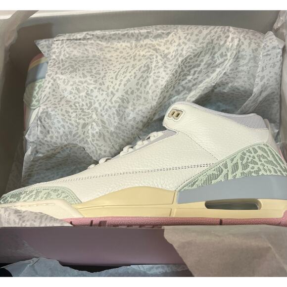 Men\'s Size 11 - Air Jordan 3 Retro \